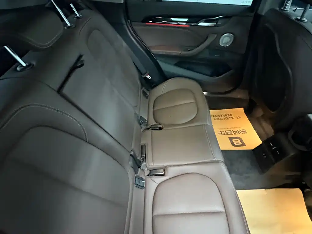 BMW X1 — миниатюра 11