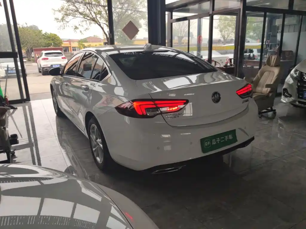 Buick Regal — миниатюра 5