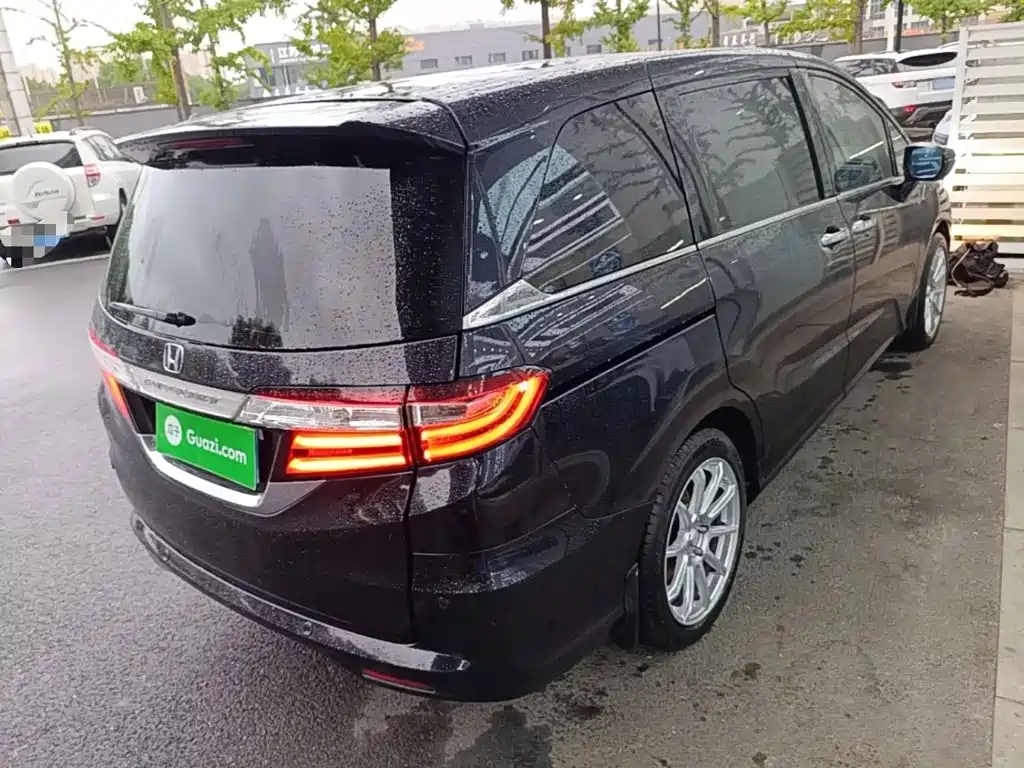 Honda Odyssey — миниатюра 7