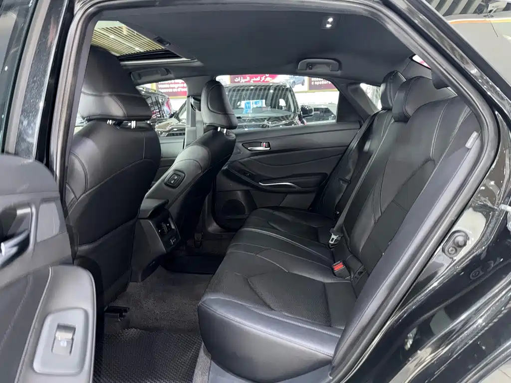 Toyota Avalon — миниатюра 12