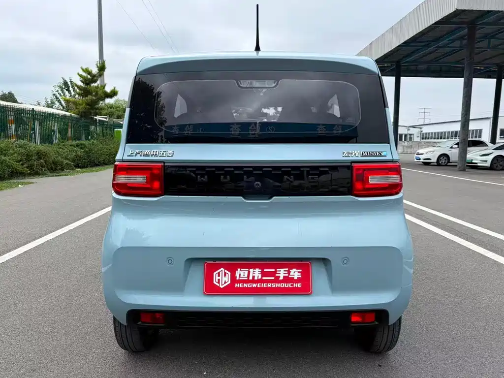 Wuling MINIEV — миниатюра 5