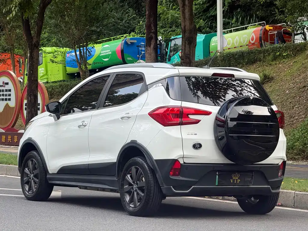 BYD Yuan EV — миниатюра 4