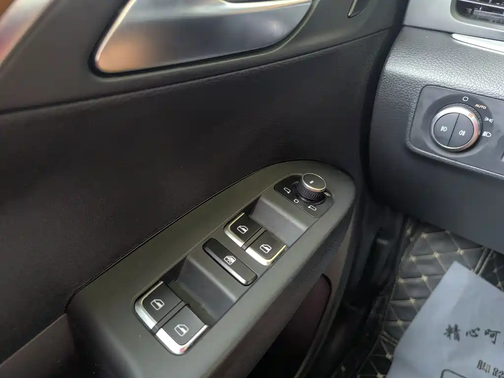 Borgward BX7 28T 2WD Luxury Edition 5 seats, фото 17