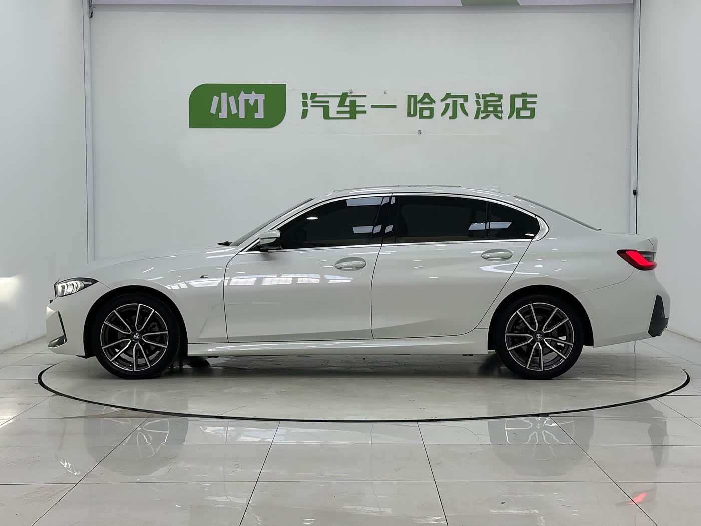 BMW 3 Series 2.0 л 2023 г. Белый, пробег 29200 км