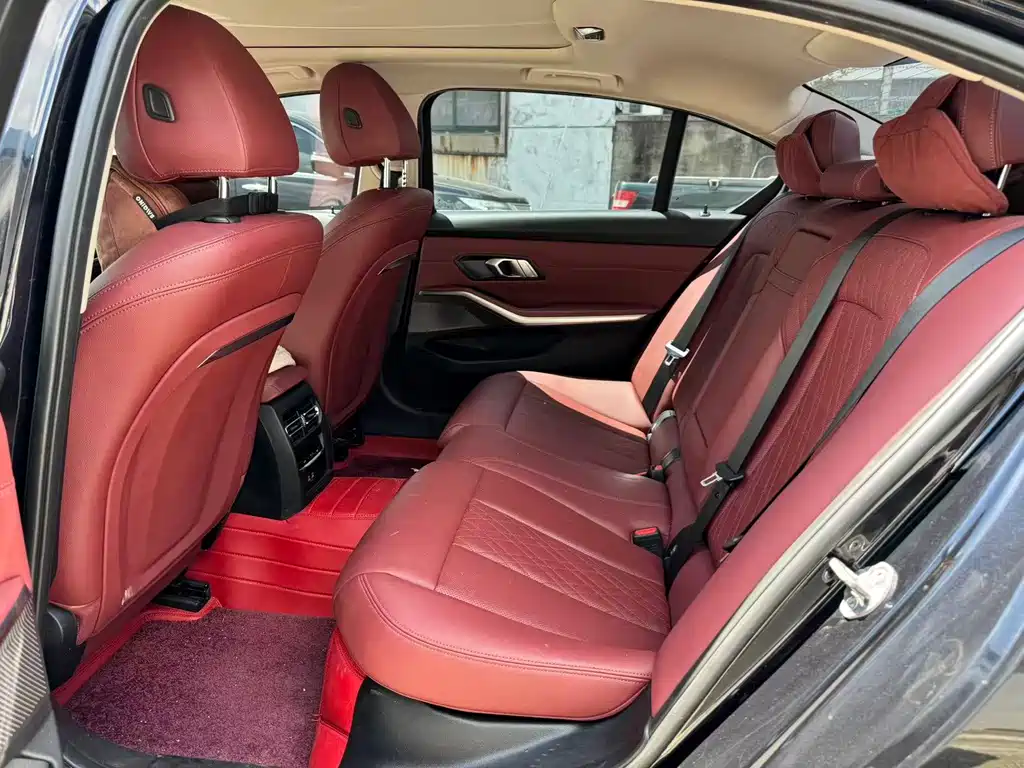 BMW 3 Series — миниатюра 4