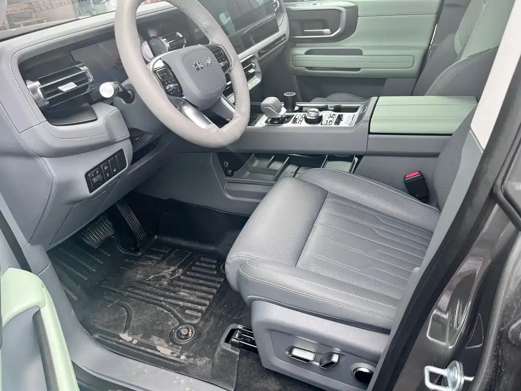 BAIC BJ40 2026 2.0T Standard