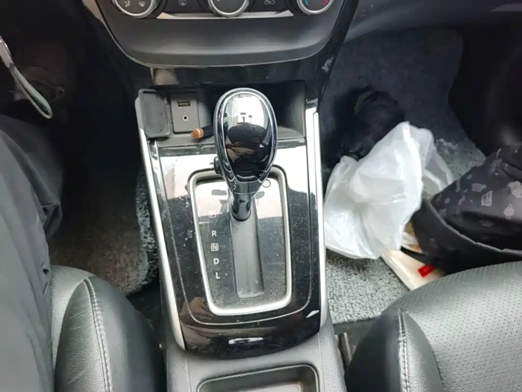 Nissan Sylphy — миниатюра 10