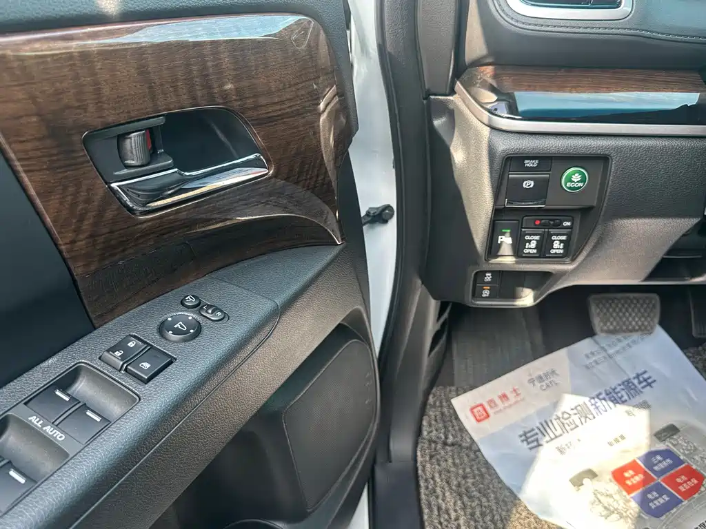 Honda Odyssey — миниатюра 16