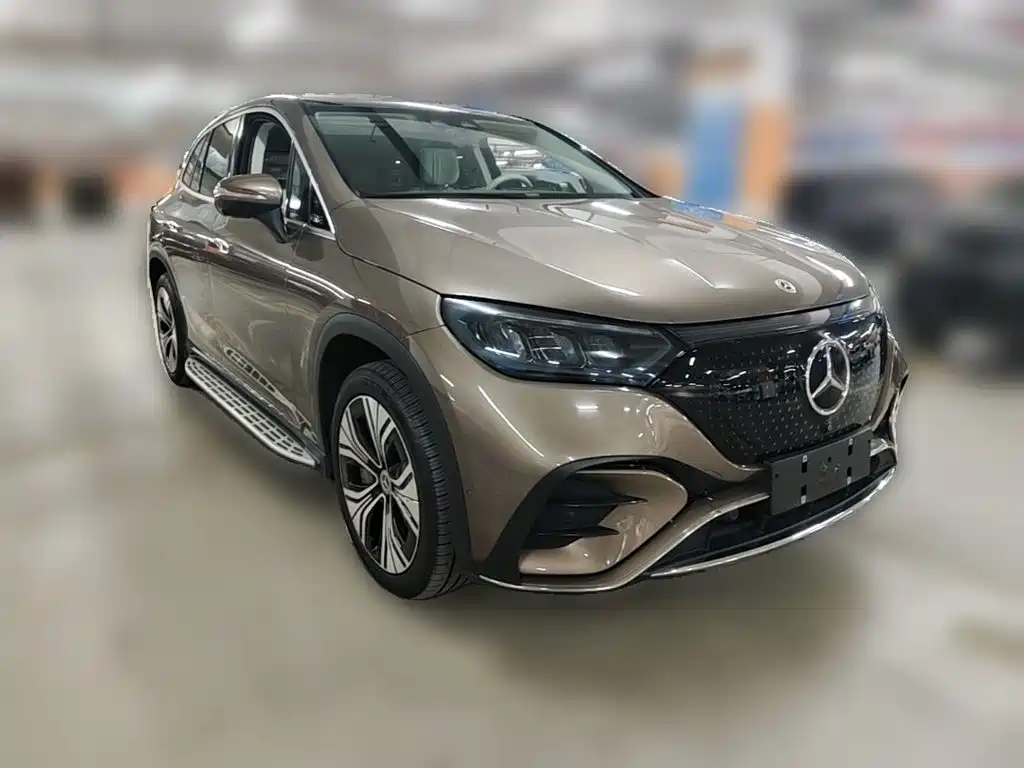 Mercedes-Benz EQE SUV — миниатюра 6