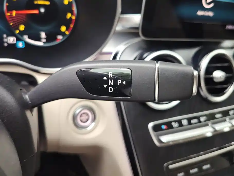Mercedes-Benz C-Class — миниатюра 16