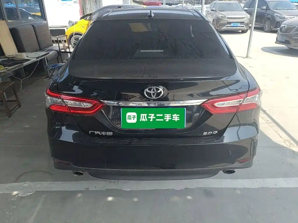Toyota Camry — миниатюра 4