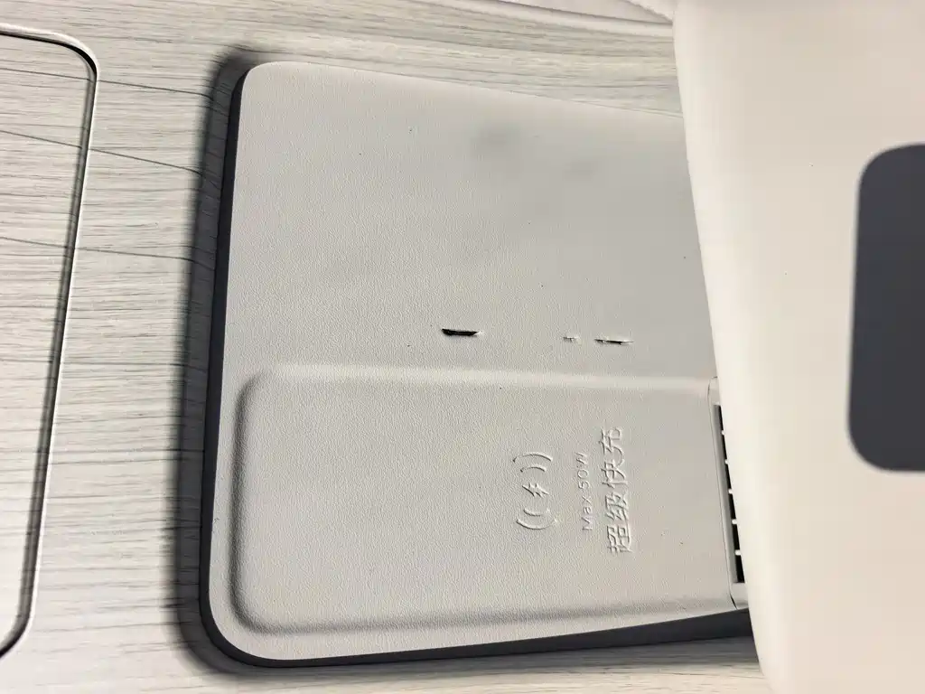 Galaxy Galaxy E5 — миниатюра 13