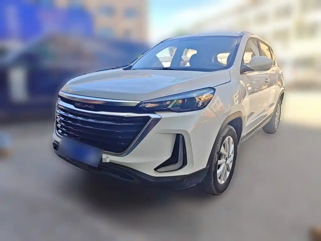 BAIC X3