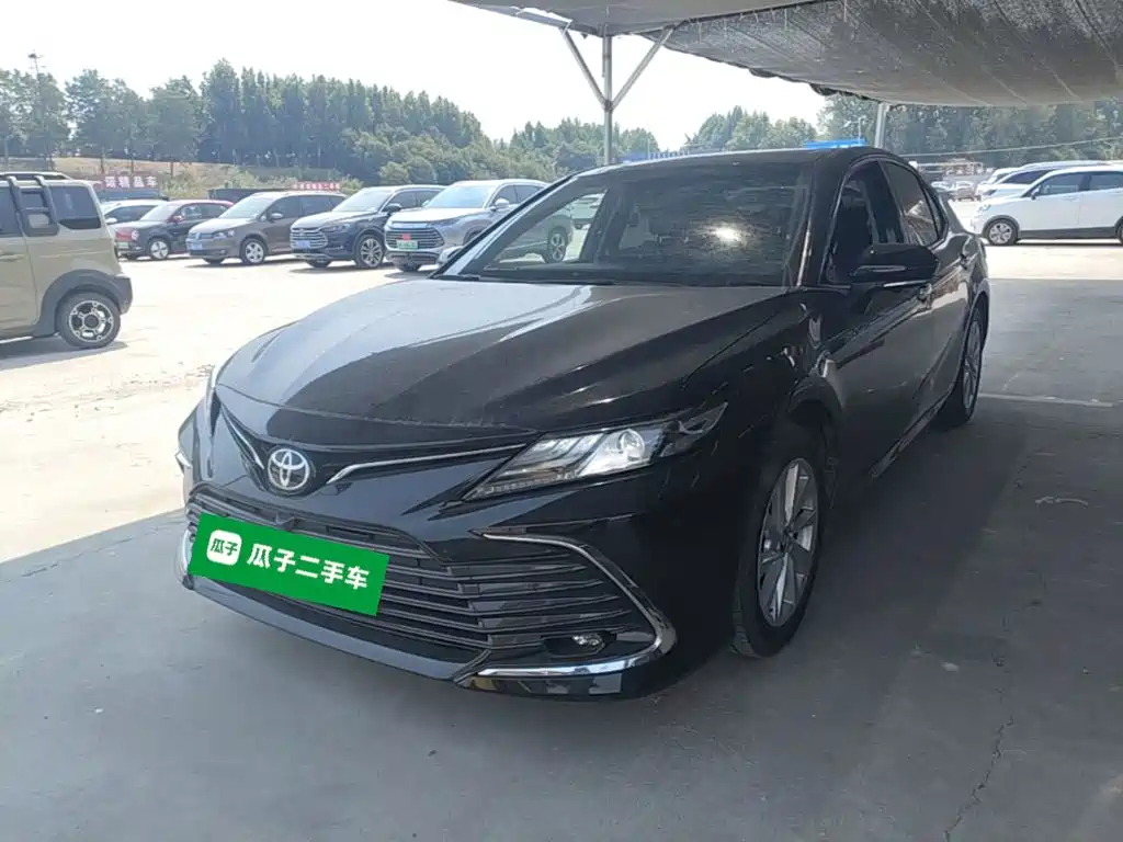 Toyota Camry — миниатюра 2