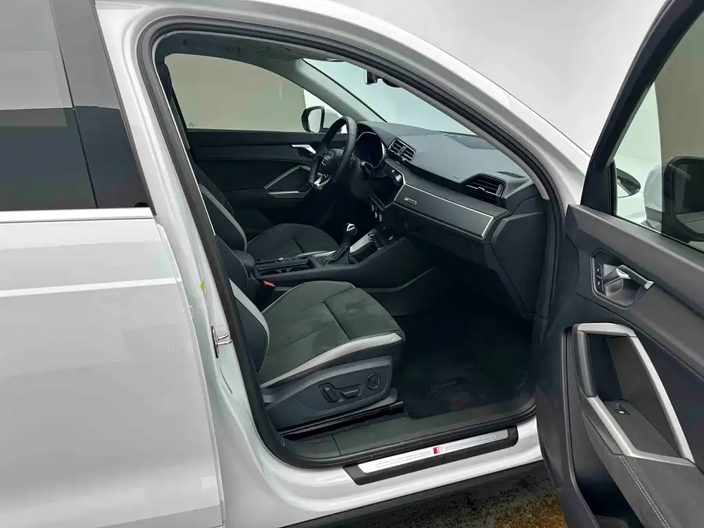 Audi Q3 — миниатюра 7