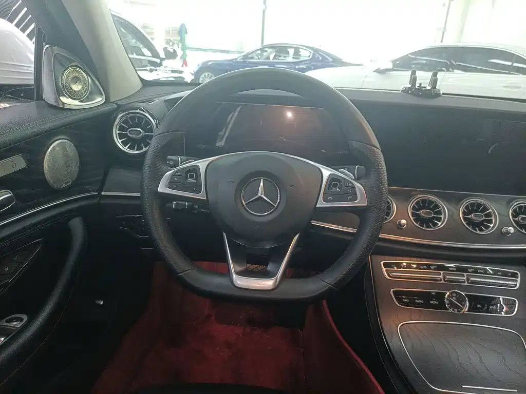 Mercedes-Benz E-Class E 2018 E 200 L Sport