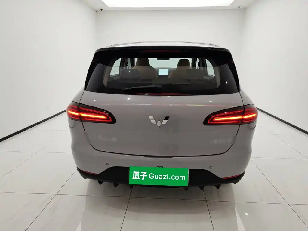Wuling BinguoPLUS PLUS 2024 330km мест