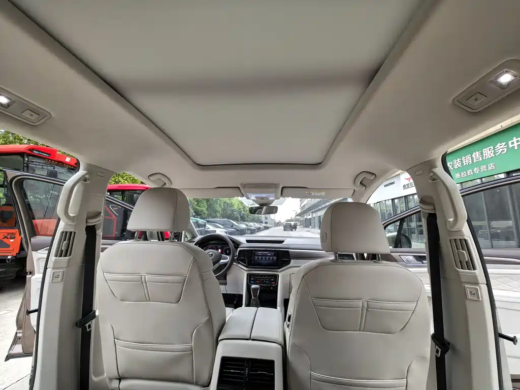 Volkswagen Viloran - фото 20