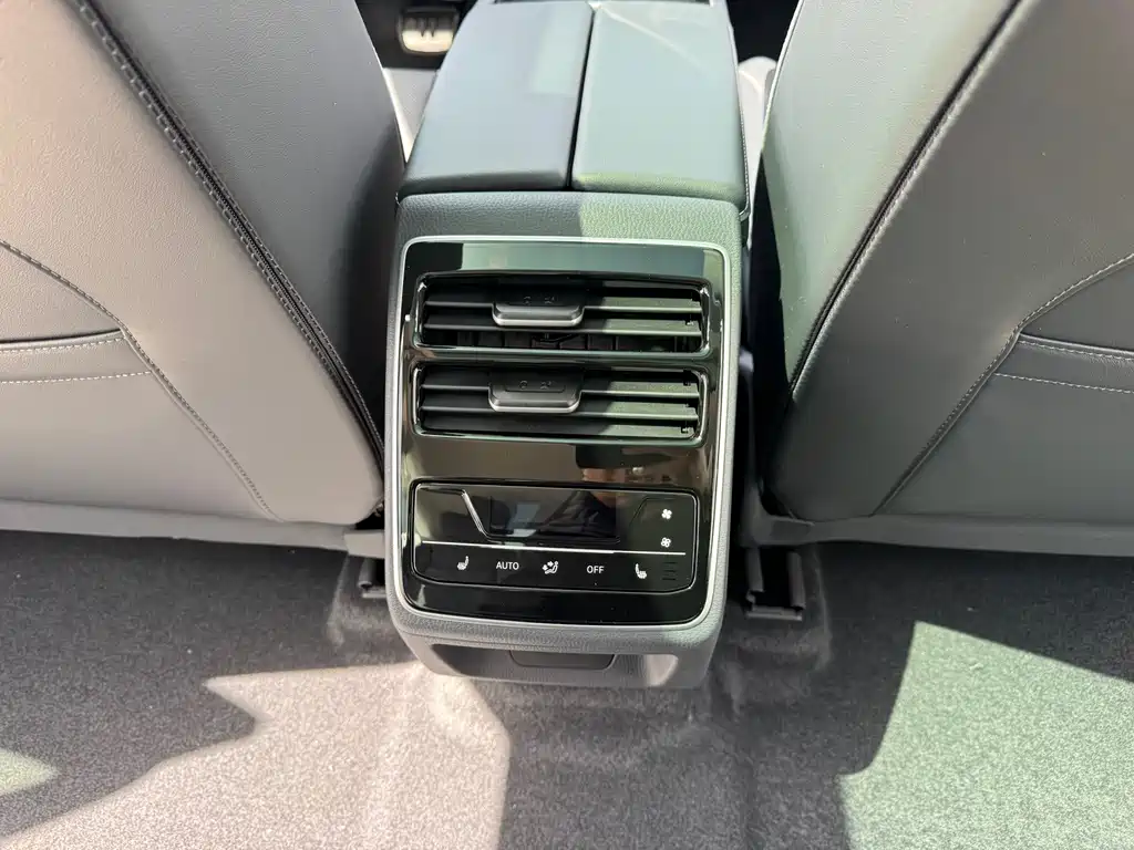 Volkswagen ID.7 VIZZION - фото 19