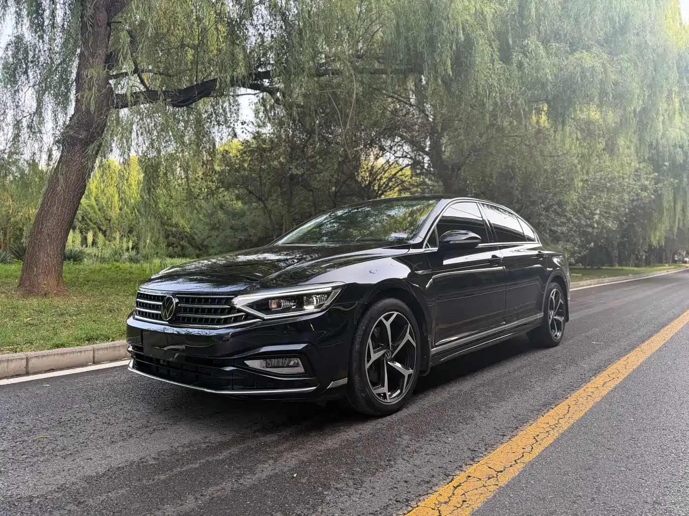 迈腾 2023款 200万辆纪念版 330TSI DSG豪华型 2023