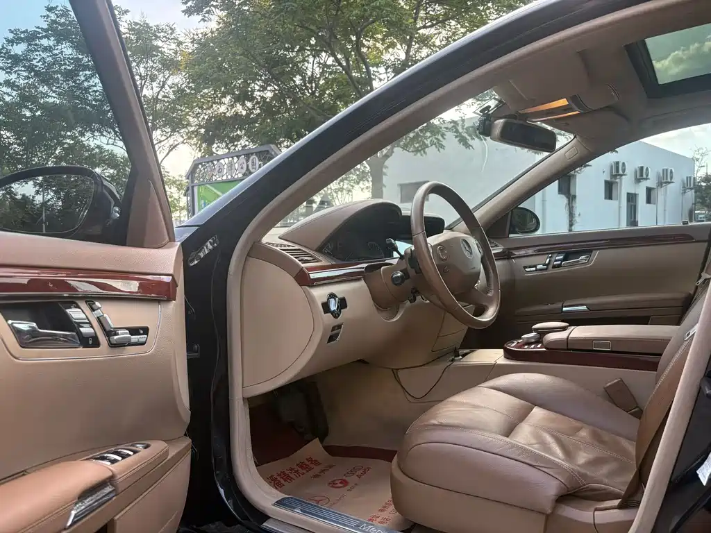 Mercedes-Benz S-Class — миниатюра 7
