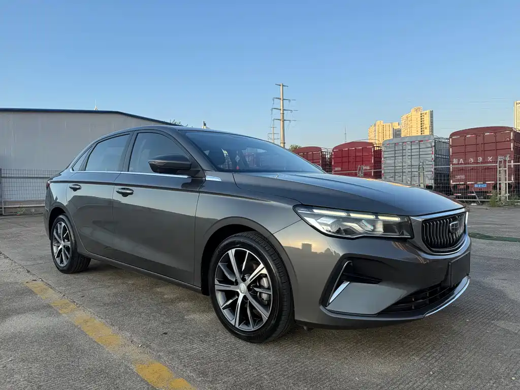 Geely Emgrand — миниатюра 3