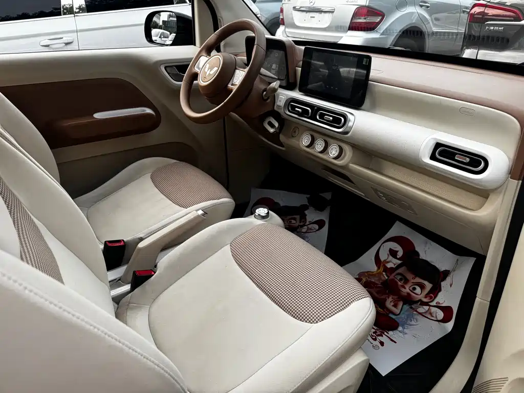 Wuling MINIEV — миниатюра 5