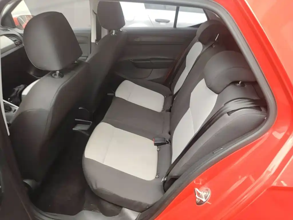 Skoda Fabia — миниатюра 17