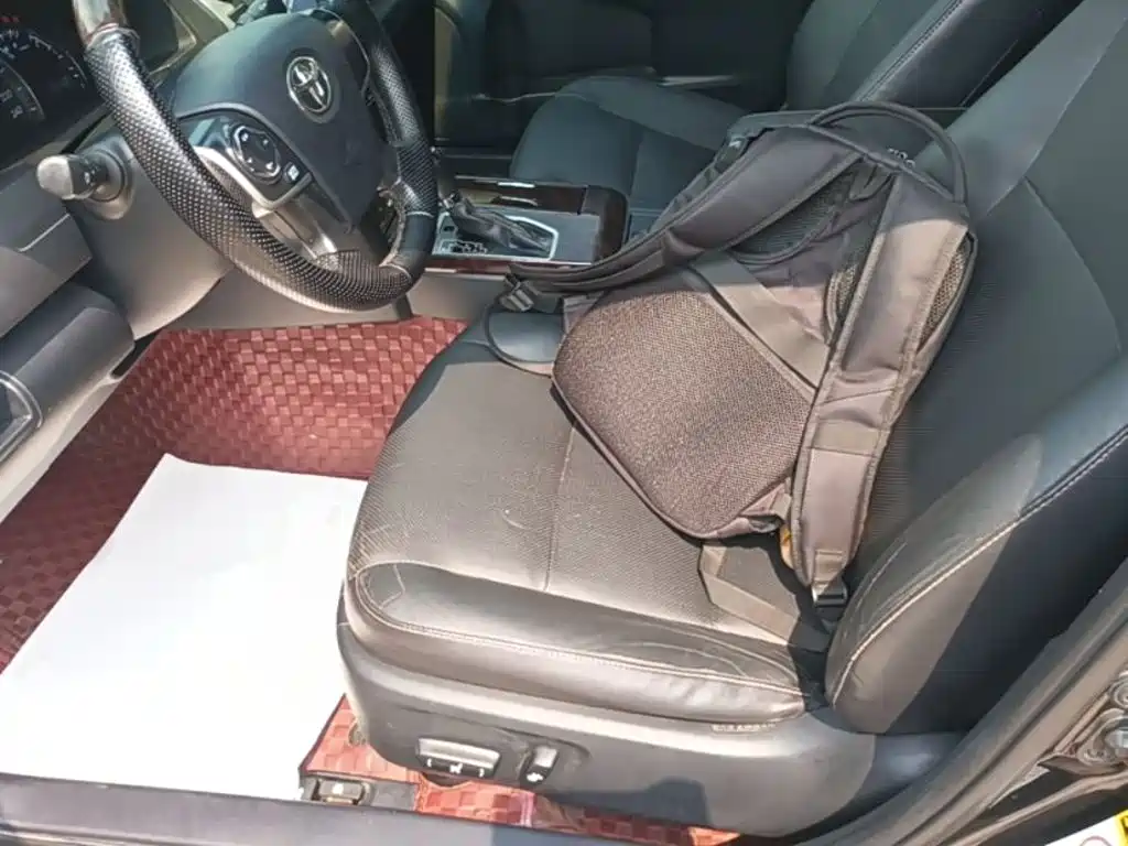 Toyota Camry — миниатюра 15