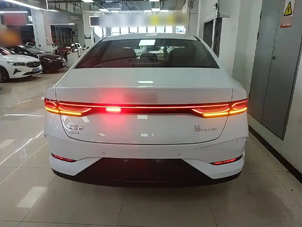 BYD Qin PLUS — миниатюра 6