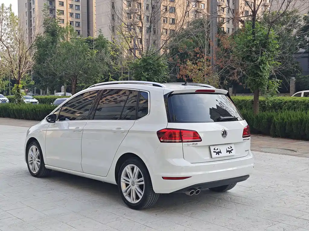 Volkswagen Golf · 2016 280TSI AT Flagship