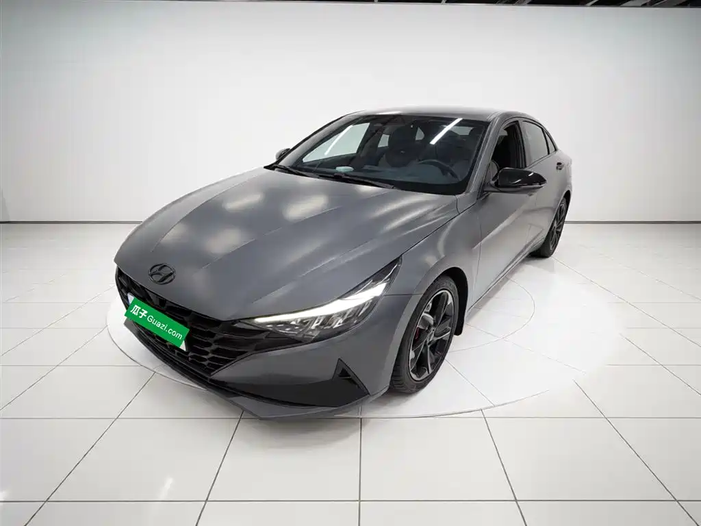 Hyundai Elantra 2023