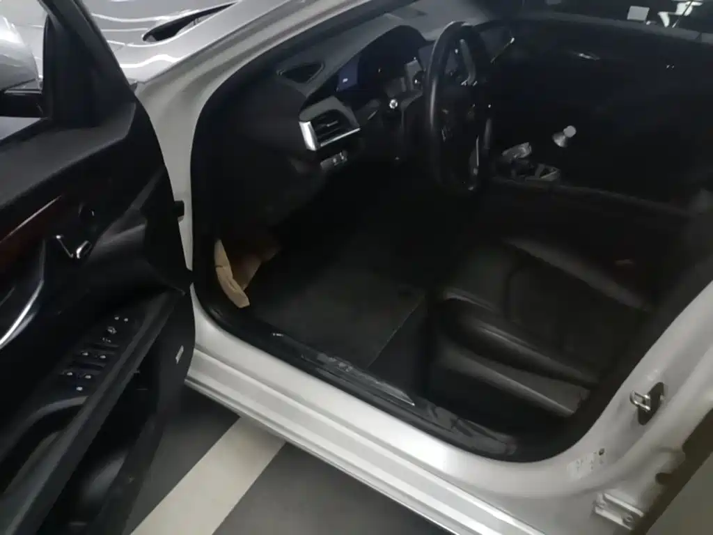 Cadillac CT6 — миниатюра 16