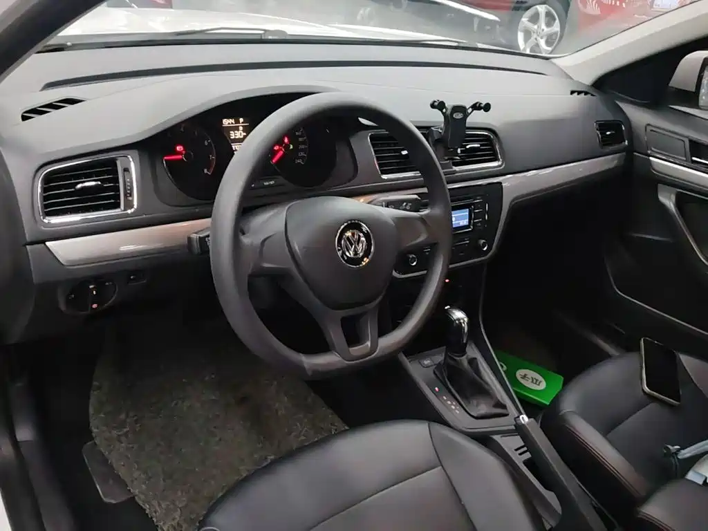 Volkswagen Lavida — миниатюра 10