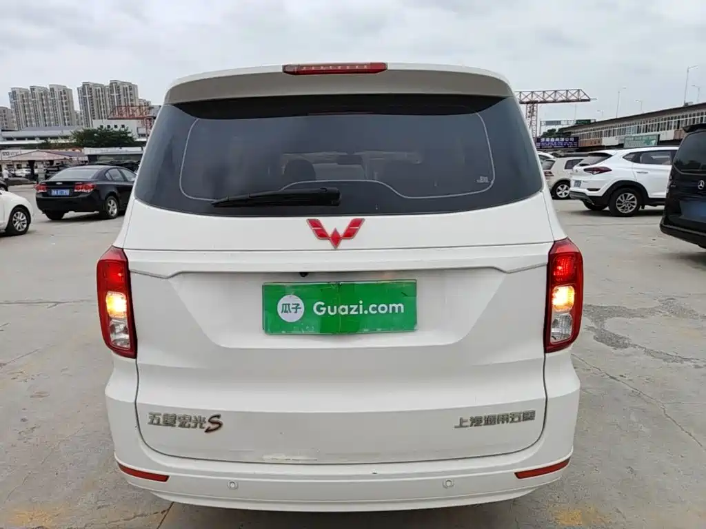 Wuling Hongguang — миниатюра 6