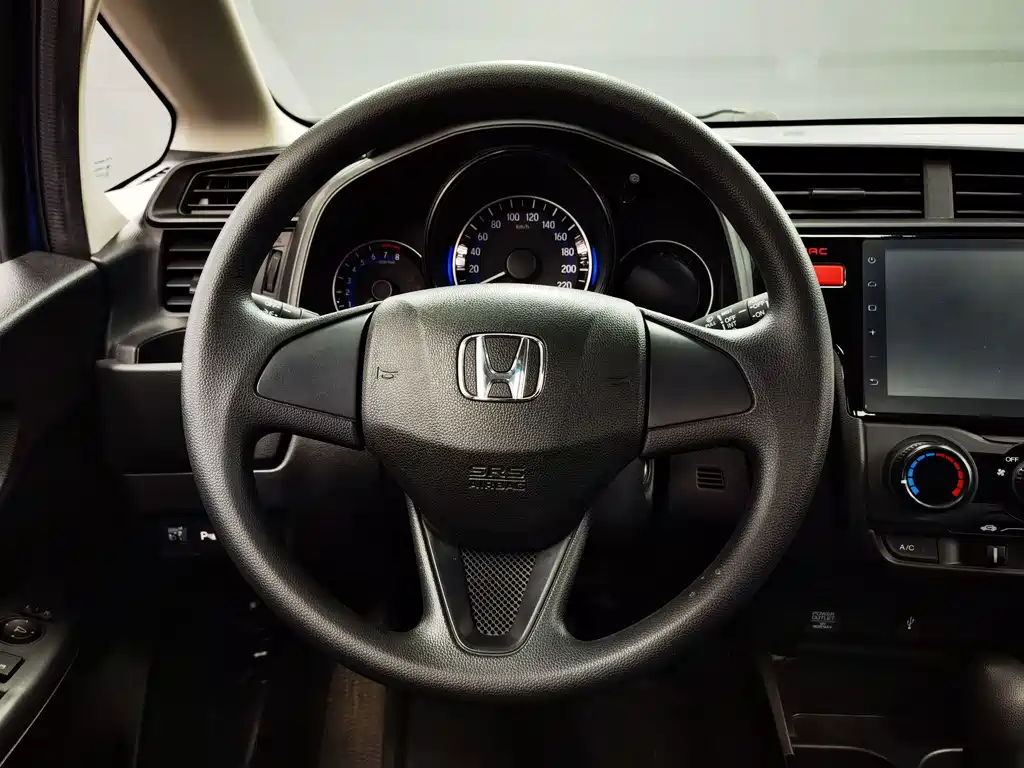 Honda Fit — миниатюра 15