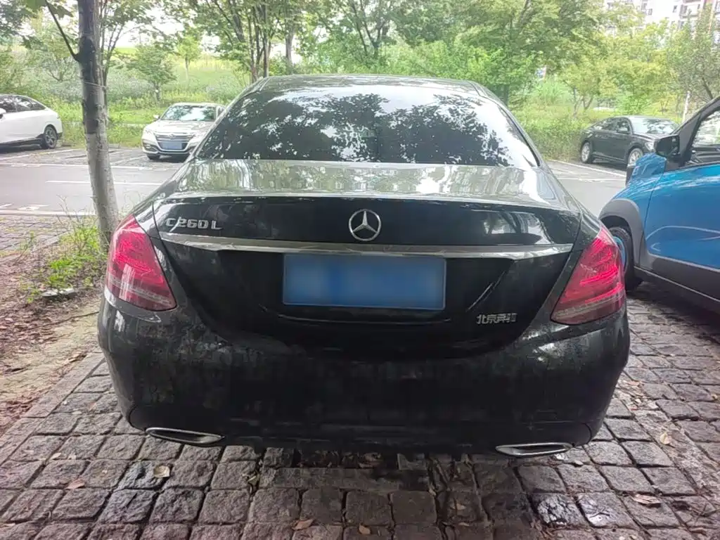 Mercedes-Benz C-Class — миниатюра 6