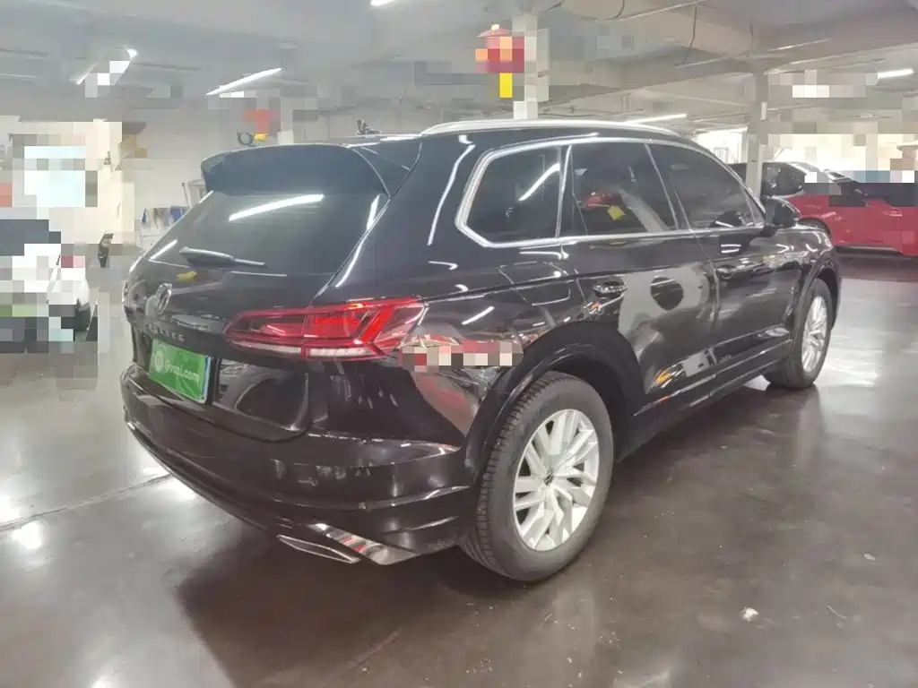 Volkswagen Touareg — миниатюра 7