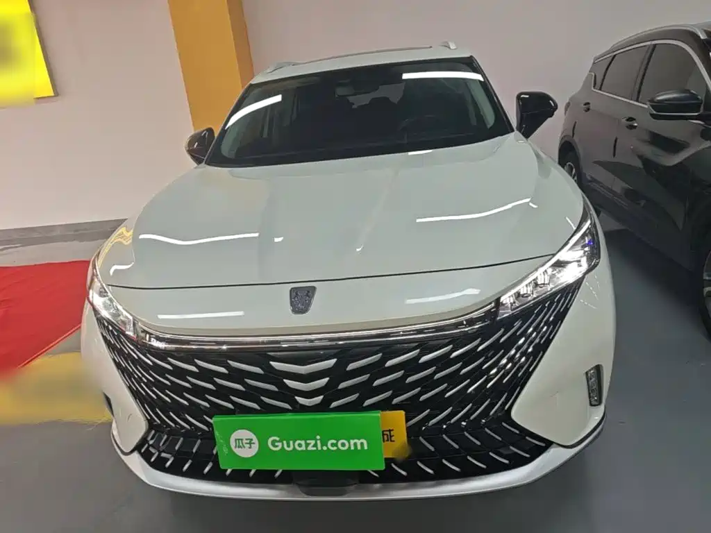 Roewe RX5 New Energy — миниатюра 3
