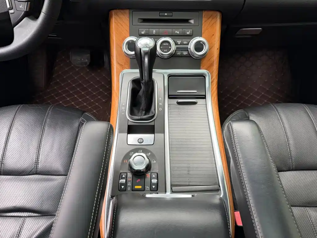 Land Rover Sport — миниатюра 7