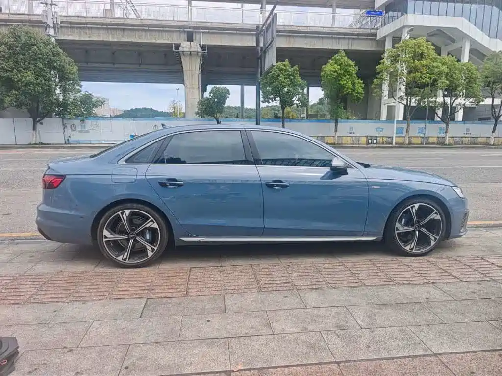 Audi A4L — миниатюра 3