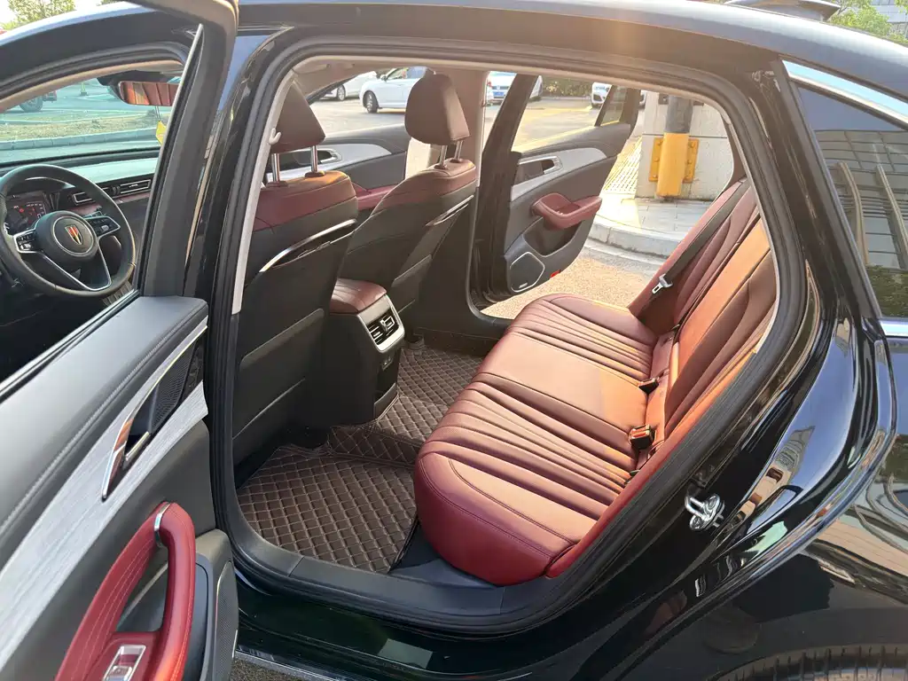 Hongqi Hongqi H5 — миниатюра 10