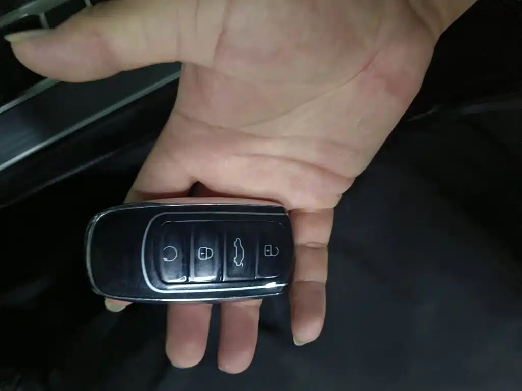 Chery Tiggo 8 — миниатюра 9