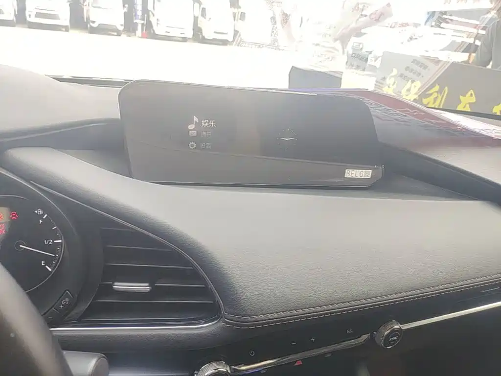 Mazda 3 Axela — миниатюра 13
