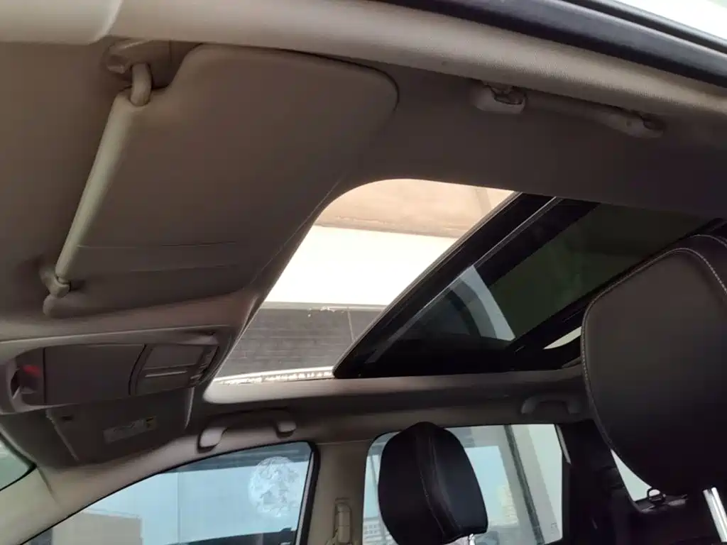 Renault Koleos — миниатюра 18