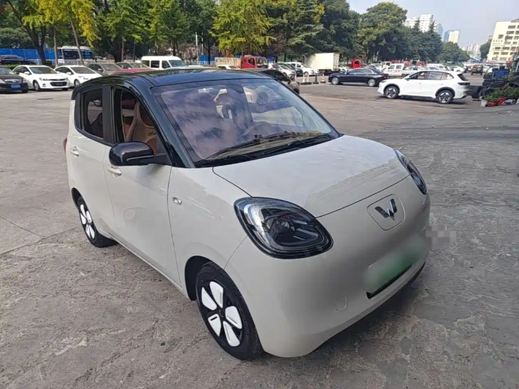 Wuling MINIEV — миниатюра 4