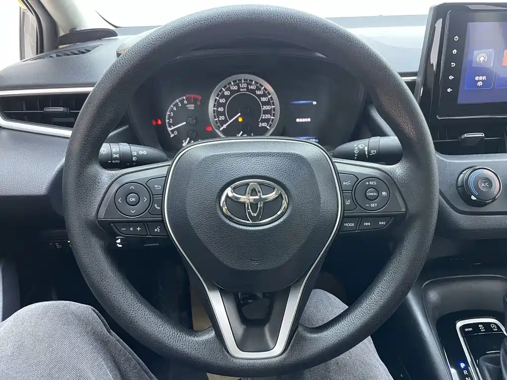 Toyota Corolla — миниатюра 11