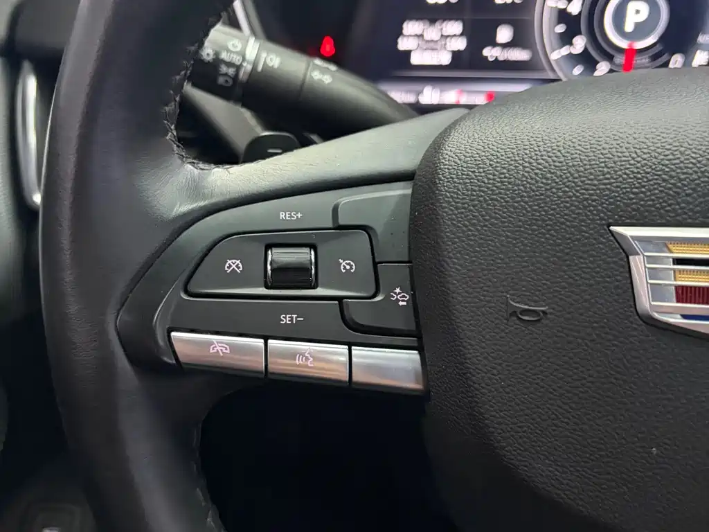 Cadillac CT5 — миниатюра 11