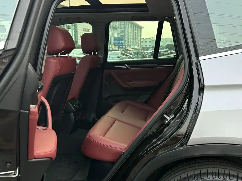 BMW X3 (Import) — миниатюра 13