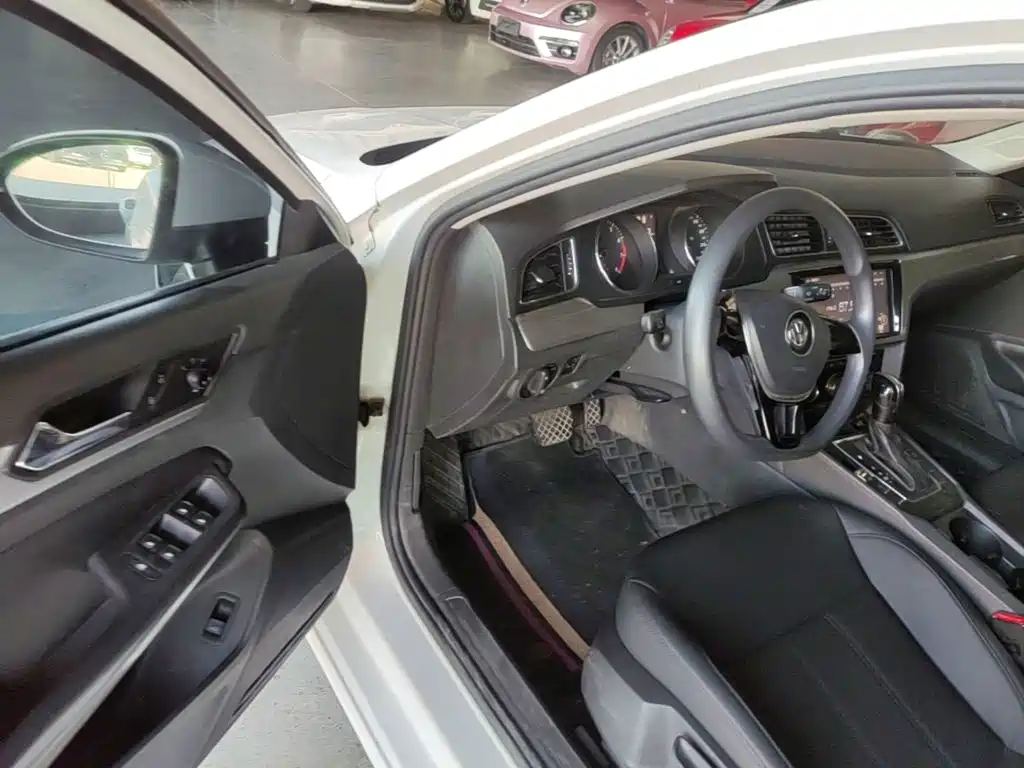 Volkswagen Lamando — миниатюра 16